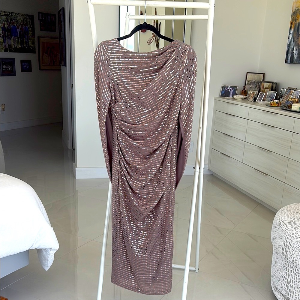METALLIC ROSE GOLD 3/4 DRAPE SLEEVE EVENING DRESS